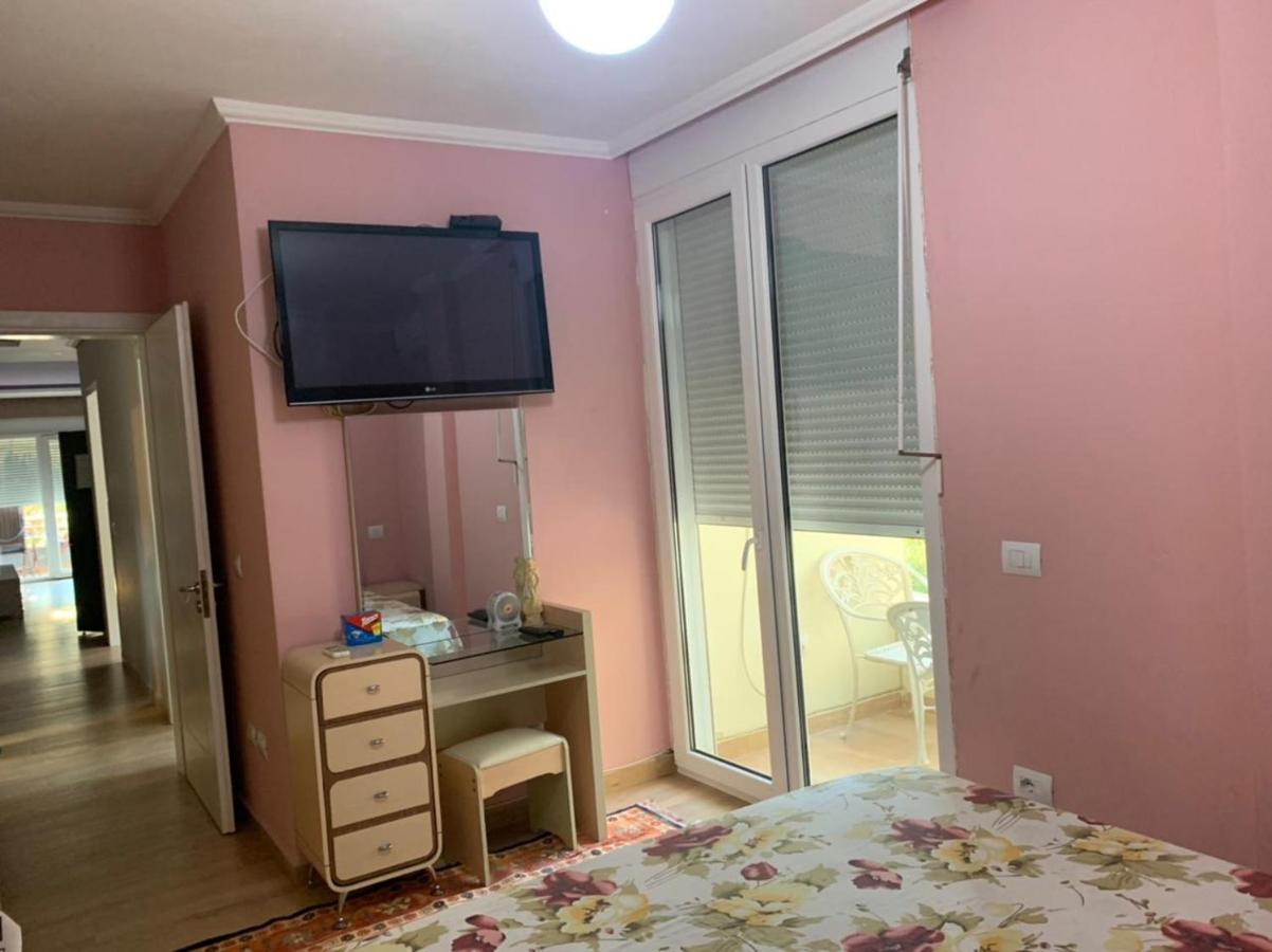 Mia'S Sea View Apartment Голем Екстериор снимка
