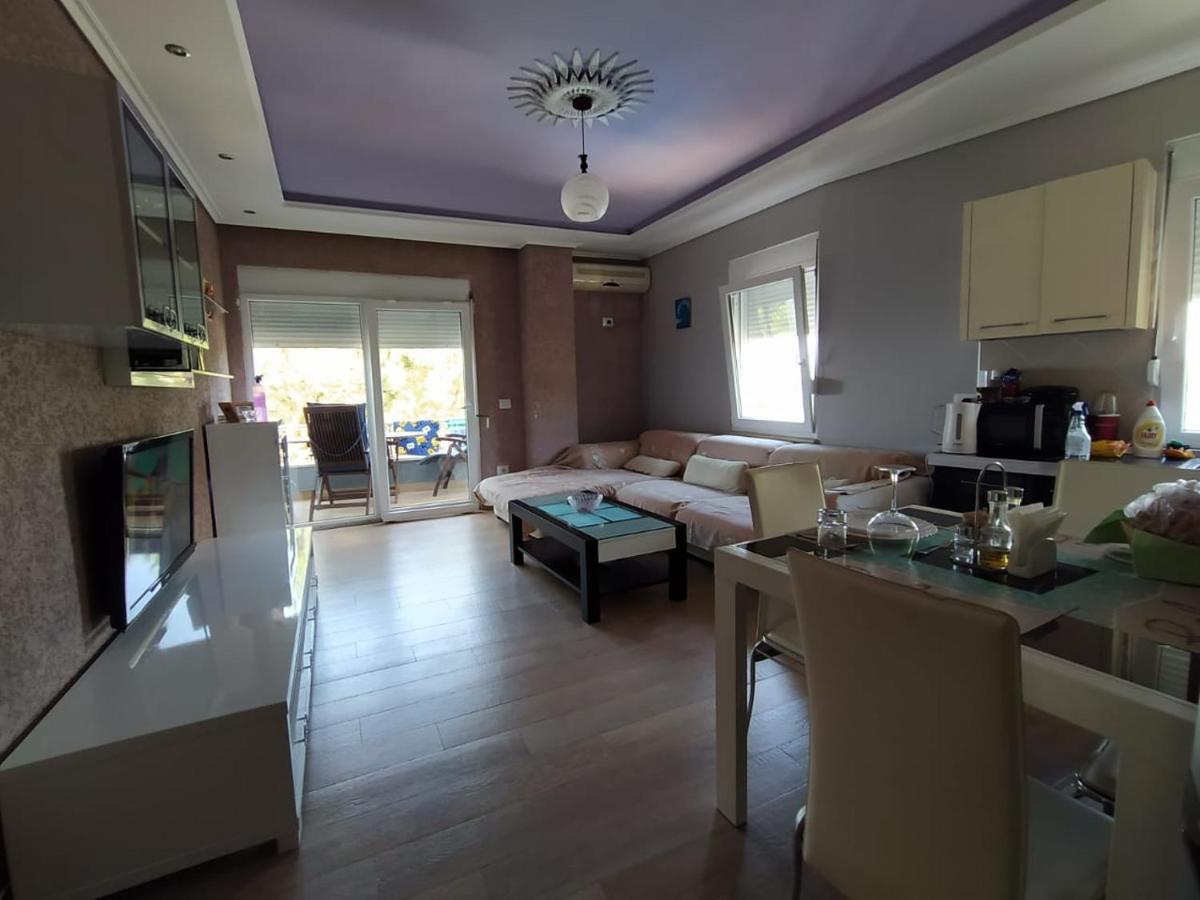 Mia'S Sea View Apartment Голем Екстериор снимка