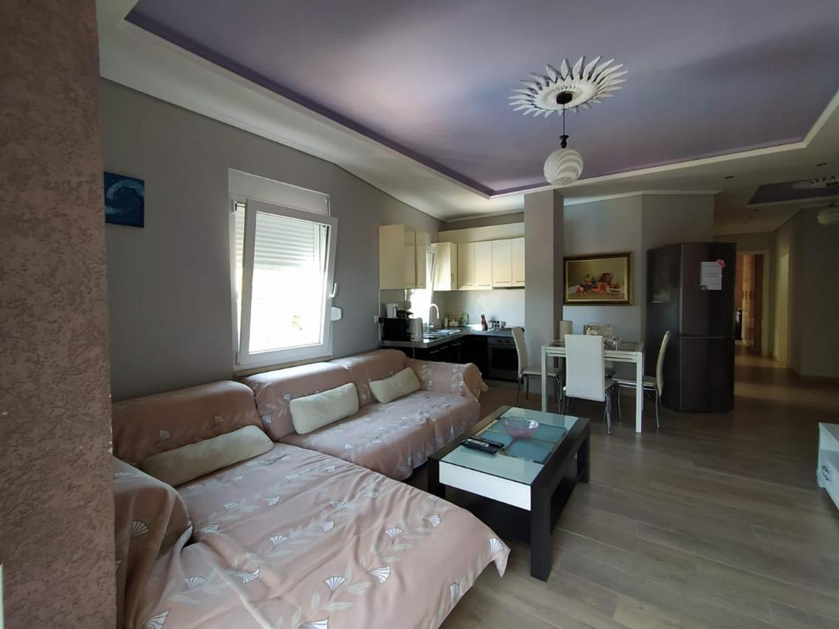 Mia'S Sea View Apartment Голем Екстериор снимка