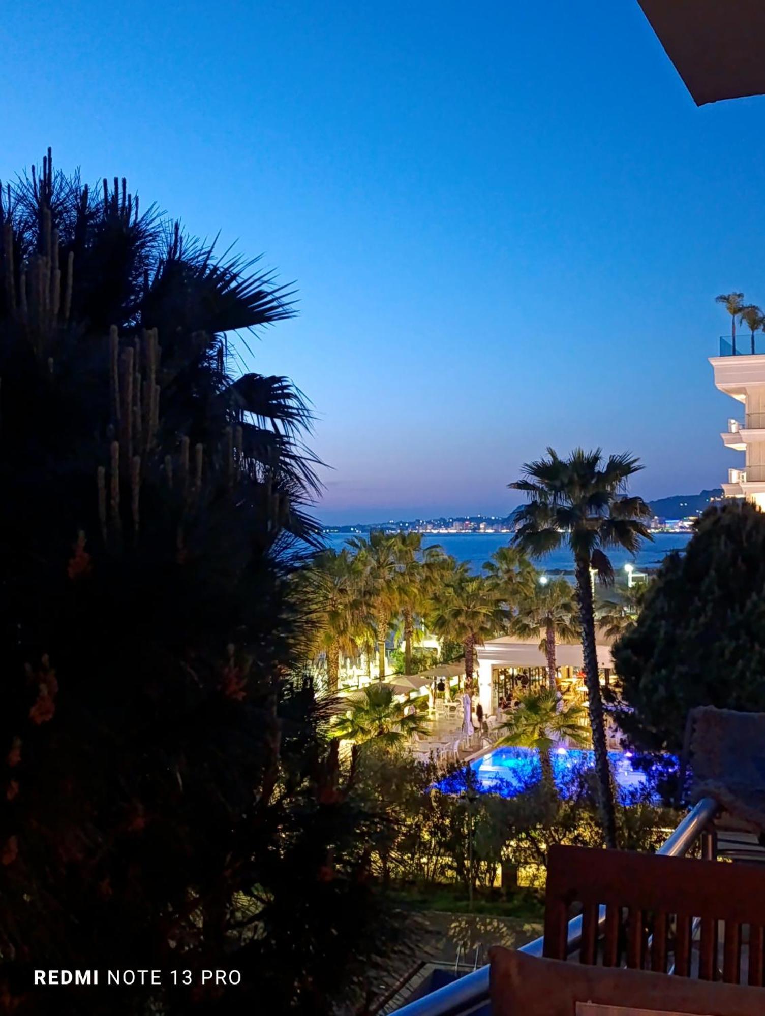 Mia'S Sea View Apartment Голем Екстериор снимка